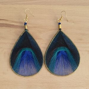Elegant Blue and Green Teardrop String Wrapped Earrings